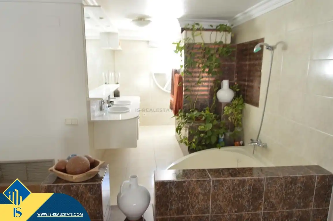Chalet con jardín en venta en Zona Carrefour - Urbanizaciones, imagen 38