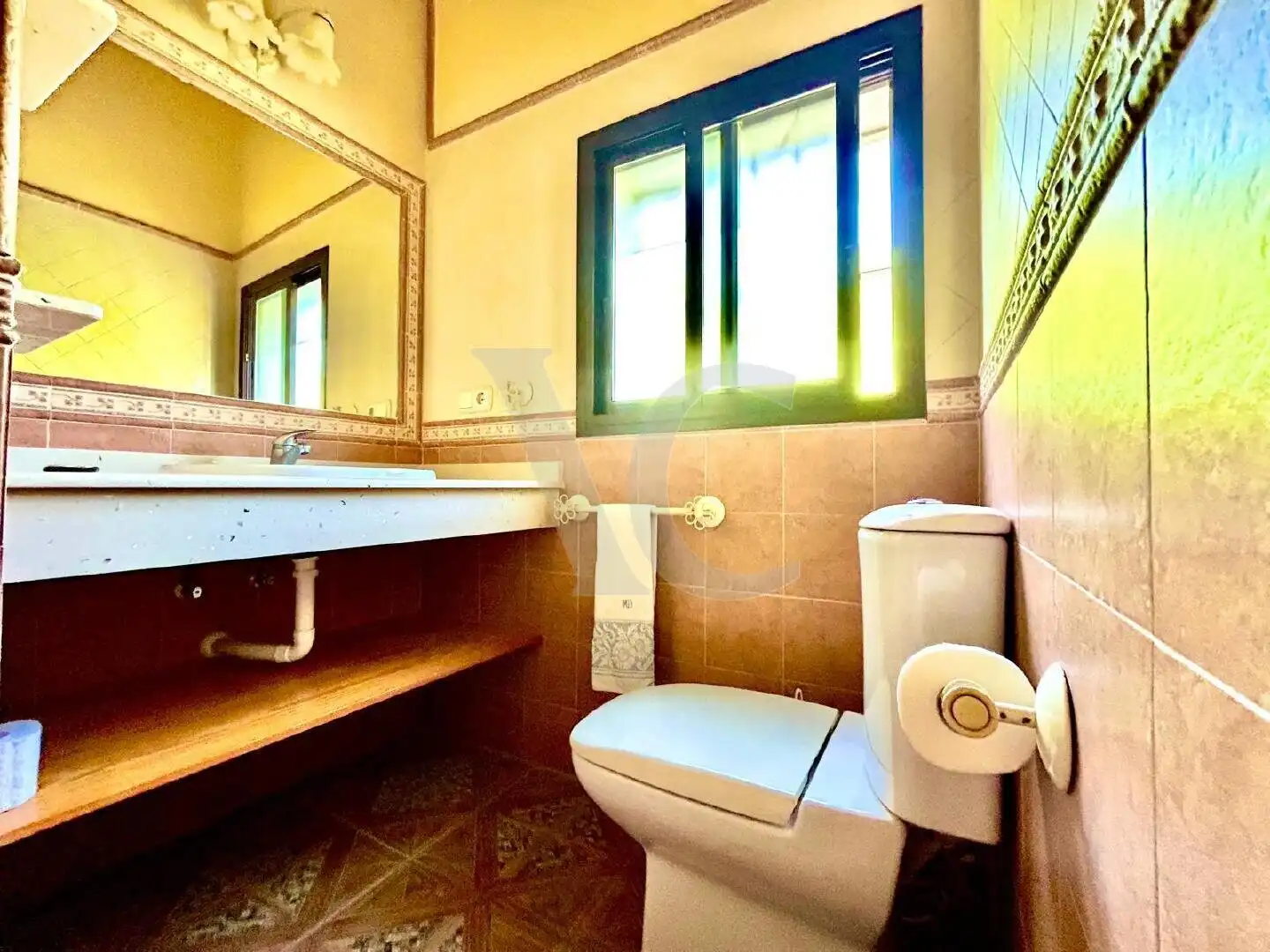 Bathroom of Houses for sale in Chiclana de la Frontera