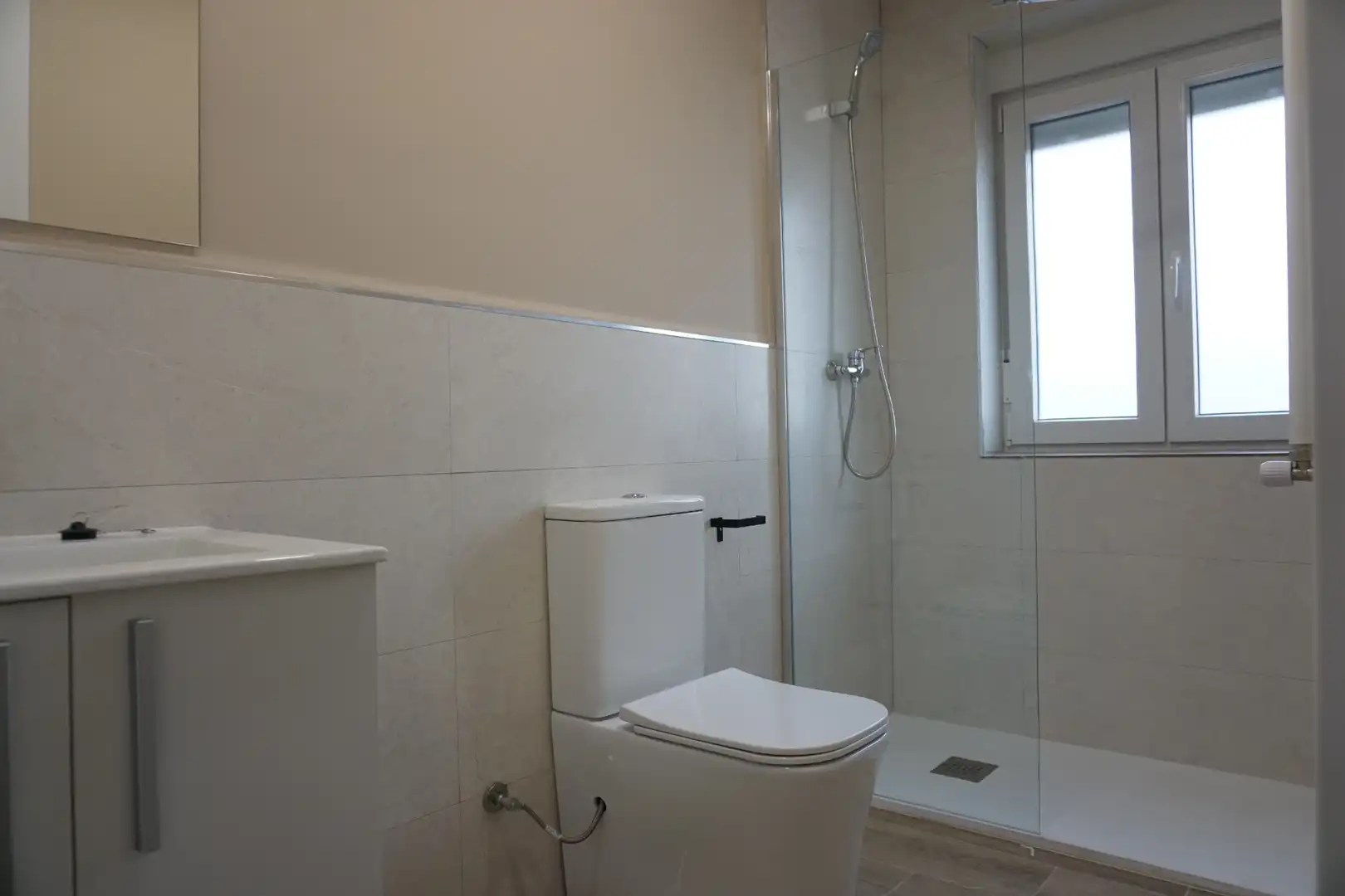 Bany de Casa o xalet per a compartir en Ávila amb Calefacció, Moblat i Rentadora