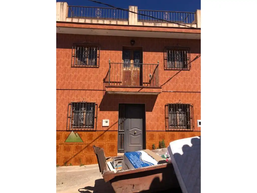 Vista exterior de Casa o xalet en venda en Alcaucín