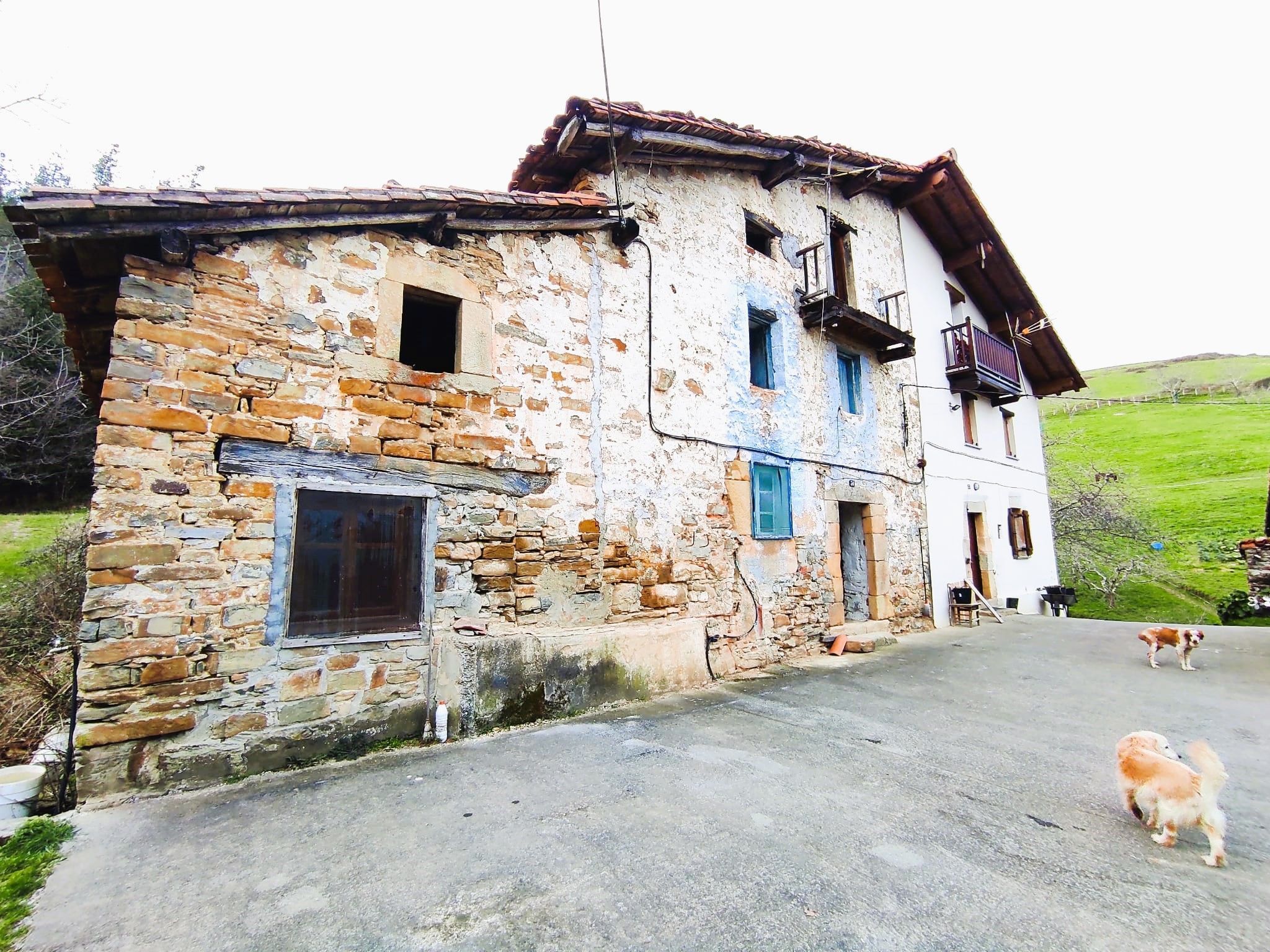 Vista exterior de Casa o xalet en venda en Mallabia