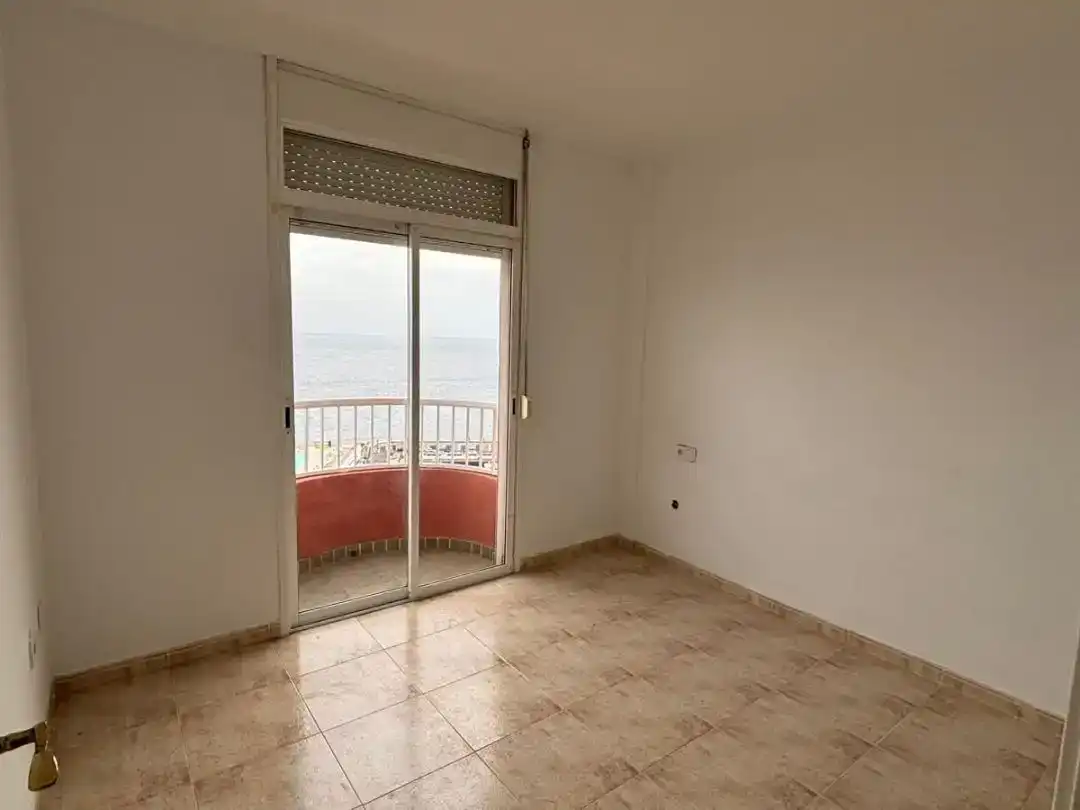 Habitación de Piso de alquiler en El Rosario con Piscina y Balcón