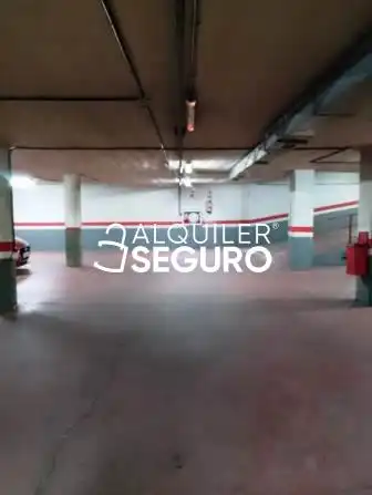 Parking de Piso de alquiler en Valladolid con Calefacción