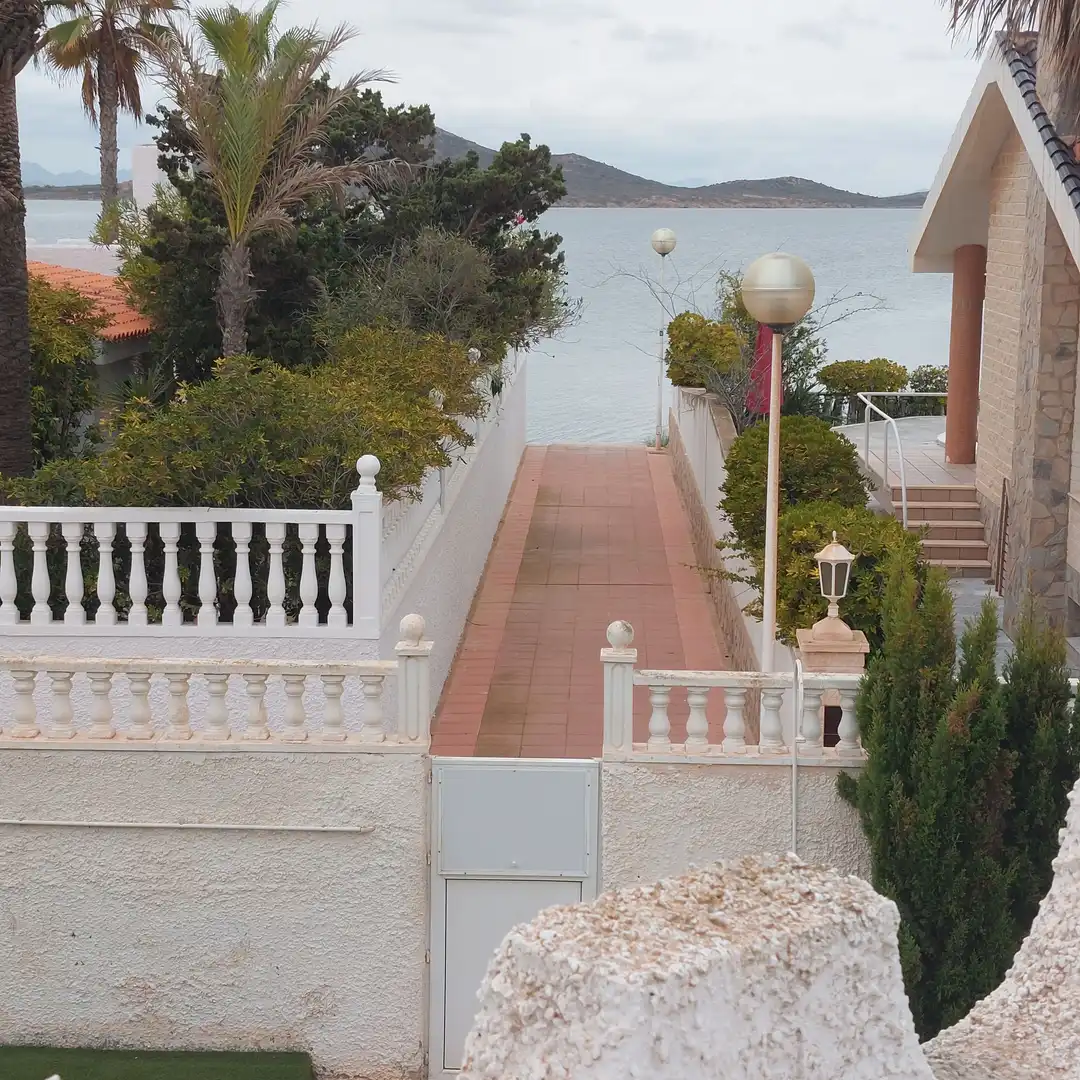 Casa o chalet en venta en Gran Vía de la Manga, Playa de las Gaviotas - El Pedrucho