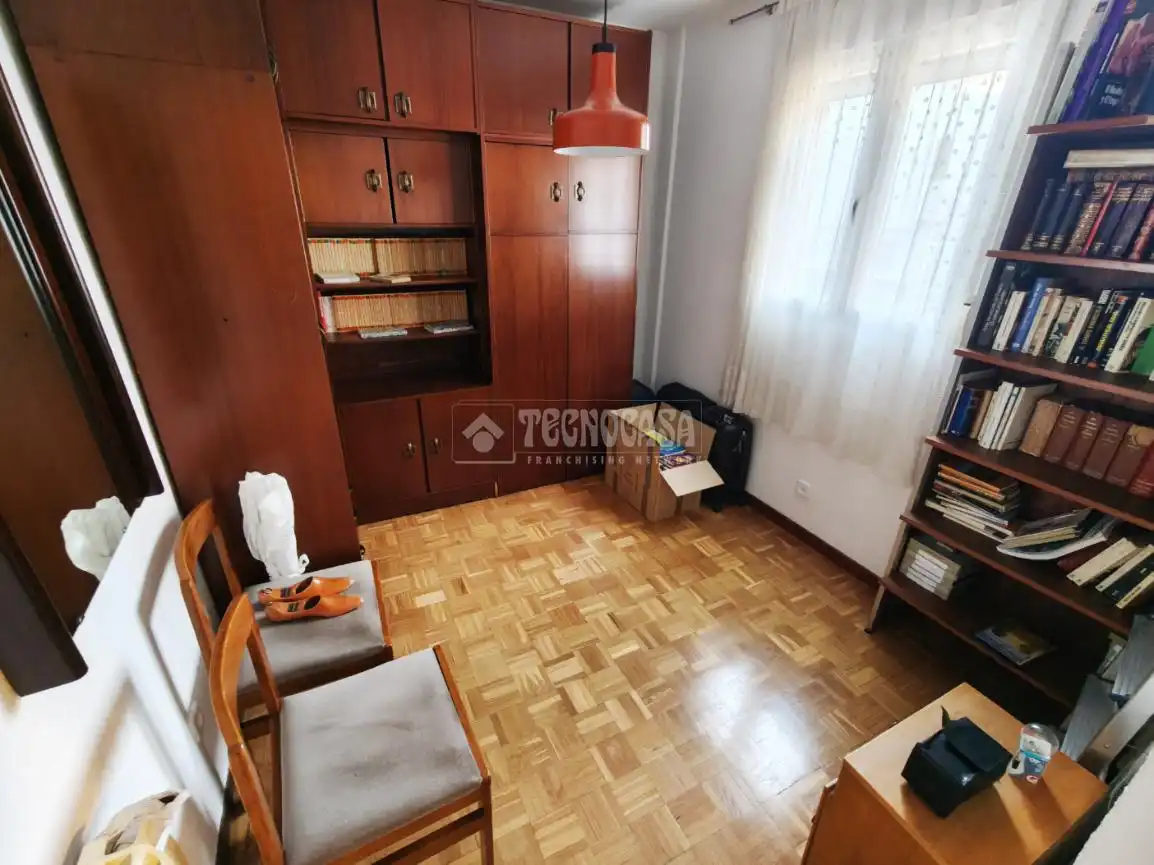 Edificio en venta en Almendrales