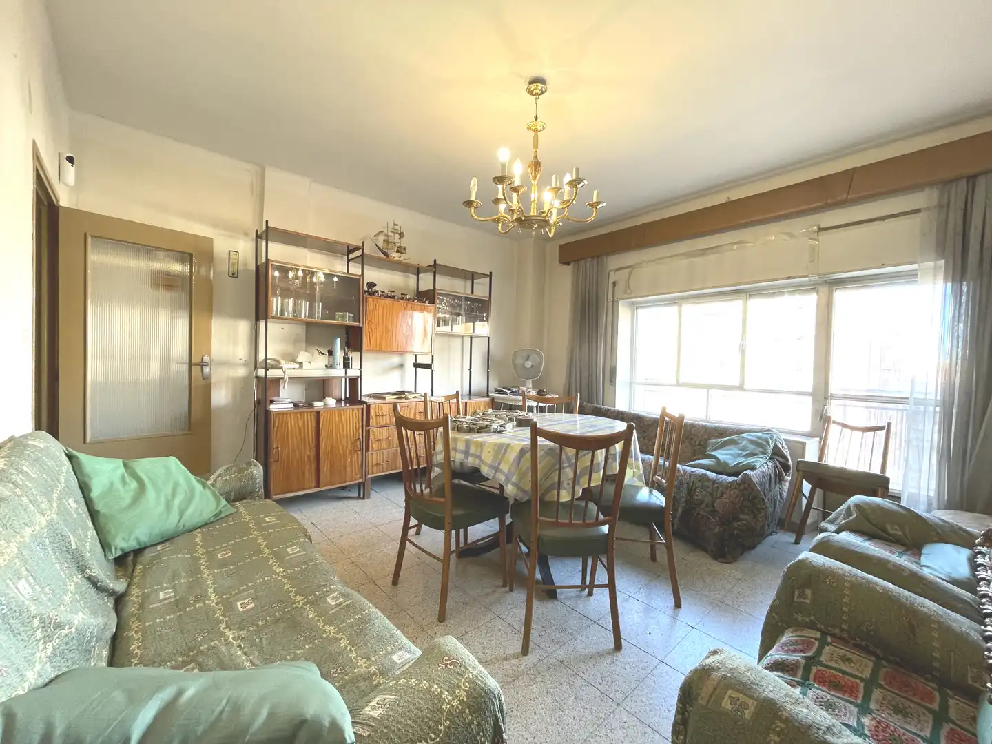 Sala de estar de Piso en venta en Salamanca con Calefacción, Trastero y Amueblado
