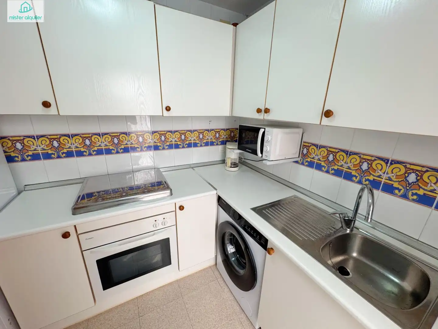 Bungalow con terrazza in affitto a Calle ALBAYNA 3, imagen 24