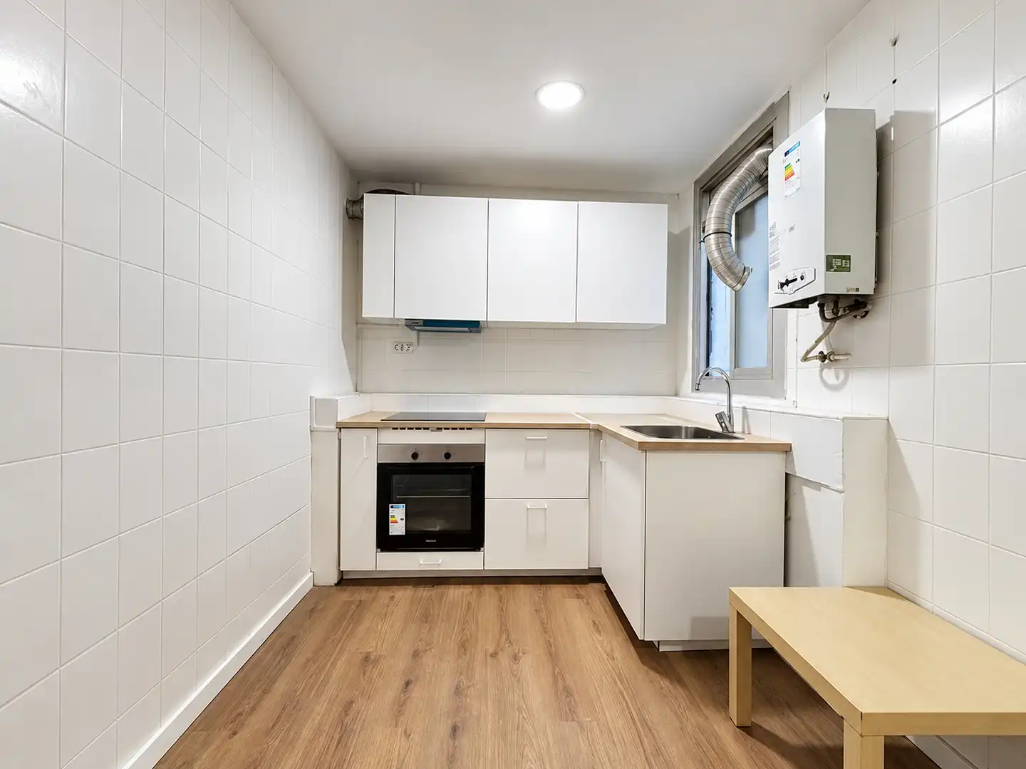 Flat with terrace for sale in Carrer Nou de la Rambla, imagen 7