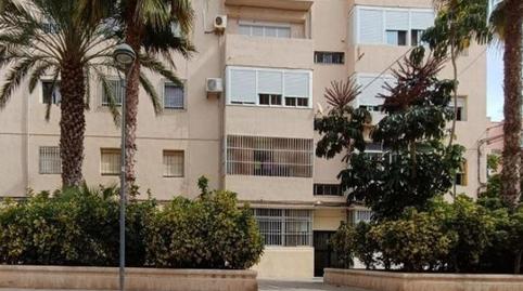 Foto 4 de Piso en venta en Calle Aguadulce, Ciudad Jardín - Tagarete - El Zapillo,  Almería Capital