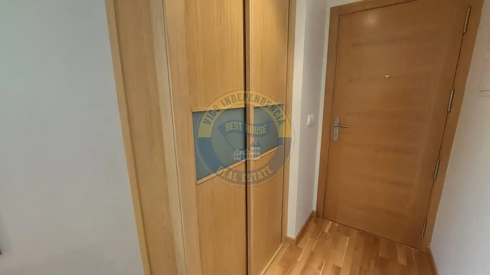 Ático en venta en Vigo  con Calefacción, Parquet y Terraza