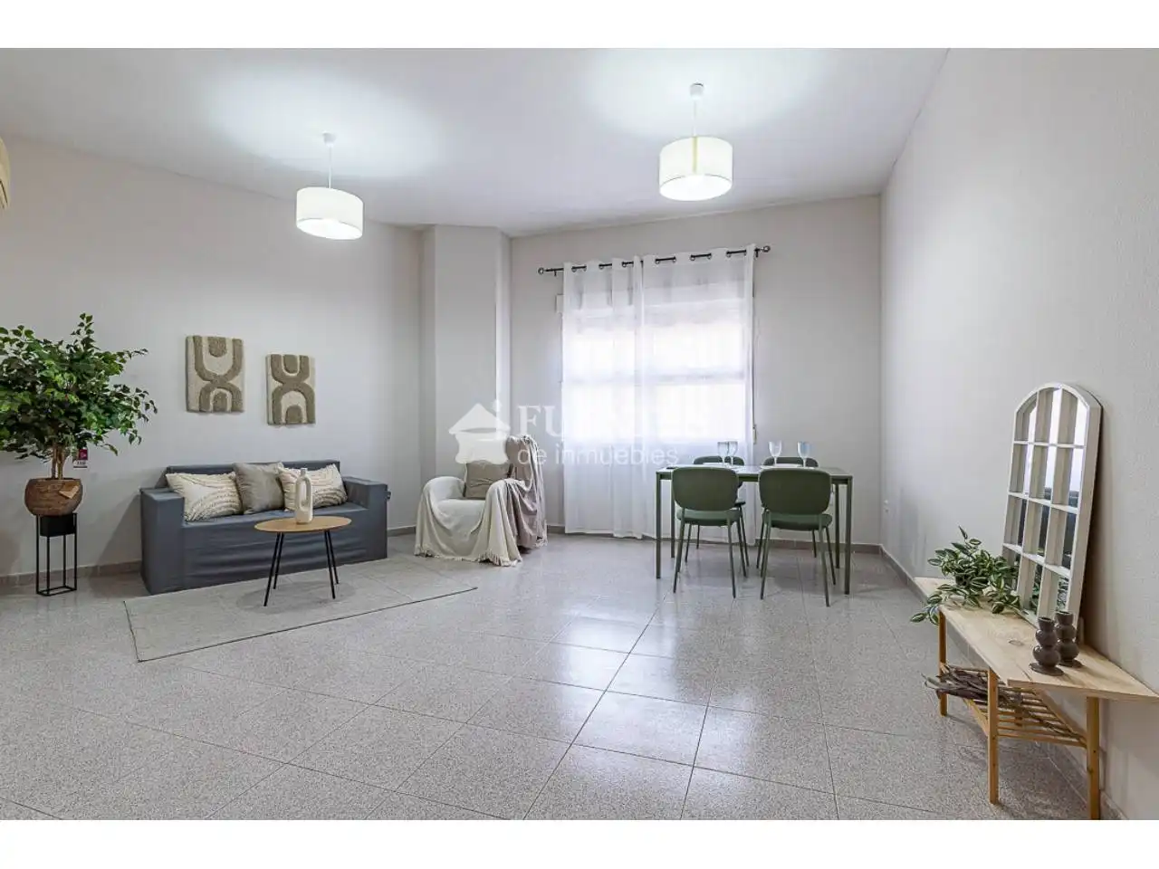 Sala d'estar de Pis en venda en El Campello amb Aire condicionat