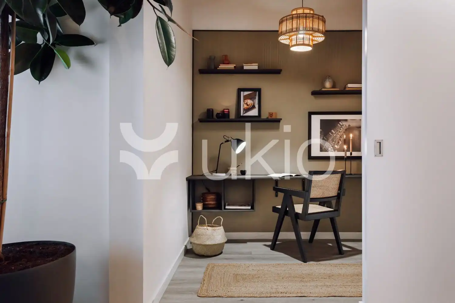 Apartments for rent in Barcelona  with Air Conditioner, Heating and Furnished