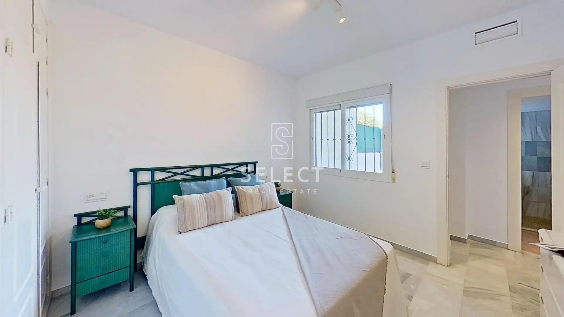 Apartment mit Pool zum Verkauf in La Herradura, imagen 10
