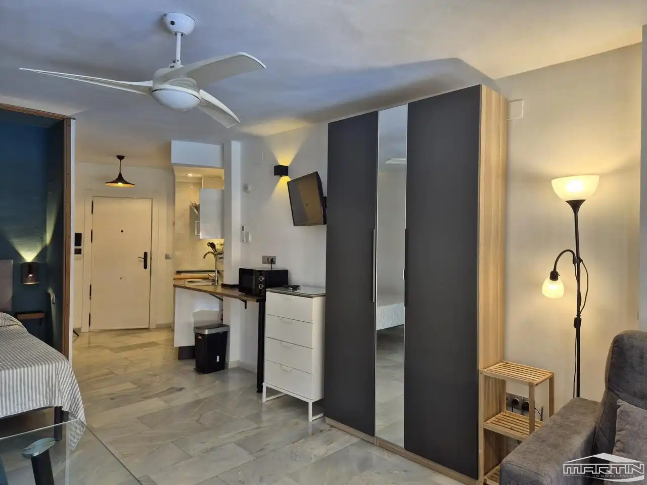 Habitación de Estudio de alquiler en Torrox con Aire acondicionado, Trastero y Piscina