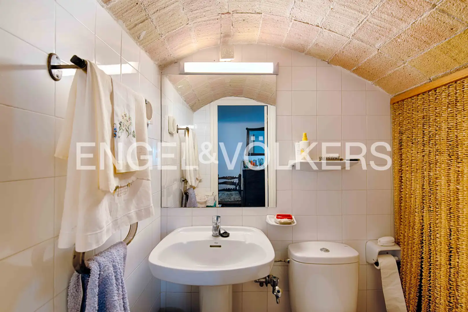 Bathroom of Detached homes for sale in Capmany  with Private garden and Terrace