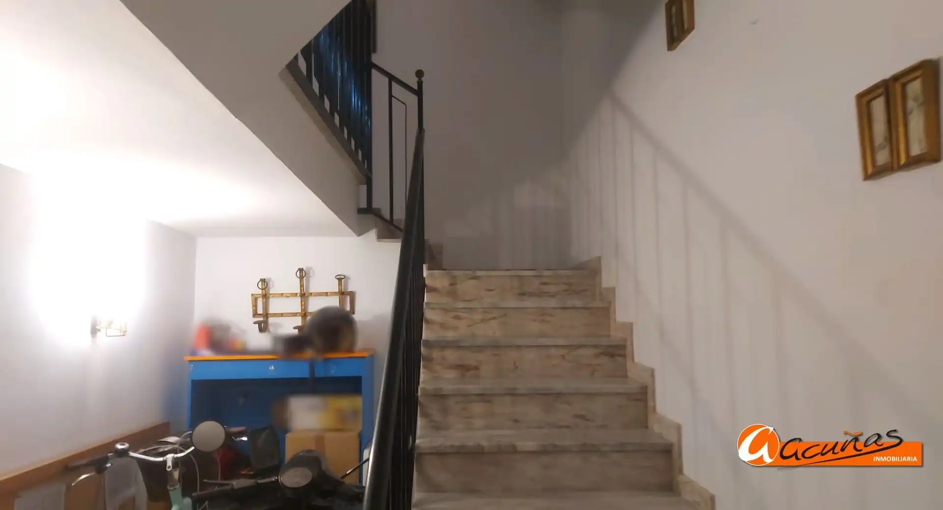 Casa adosada en venda en Villanueva de Algaidas amb Terrassa i Traster