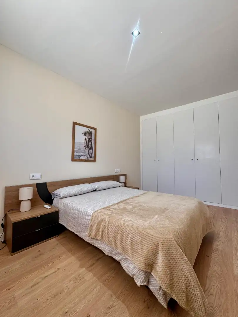 Habitación de Apartamento en venta en Cáceres con Aire acondicionado, Calefacción y Amueblado