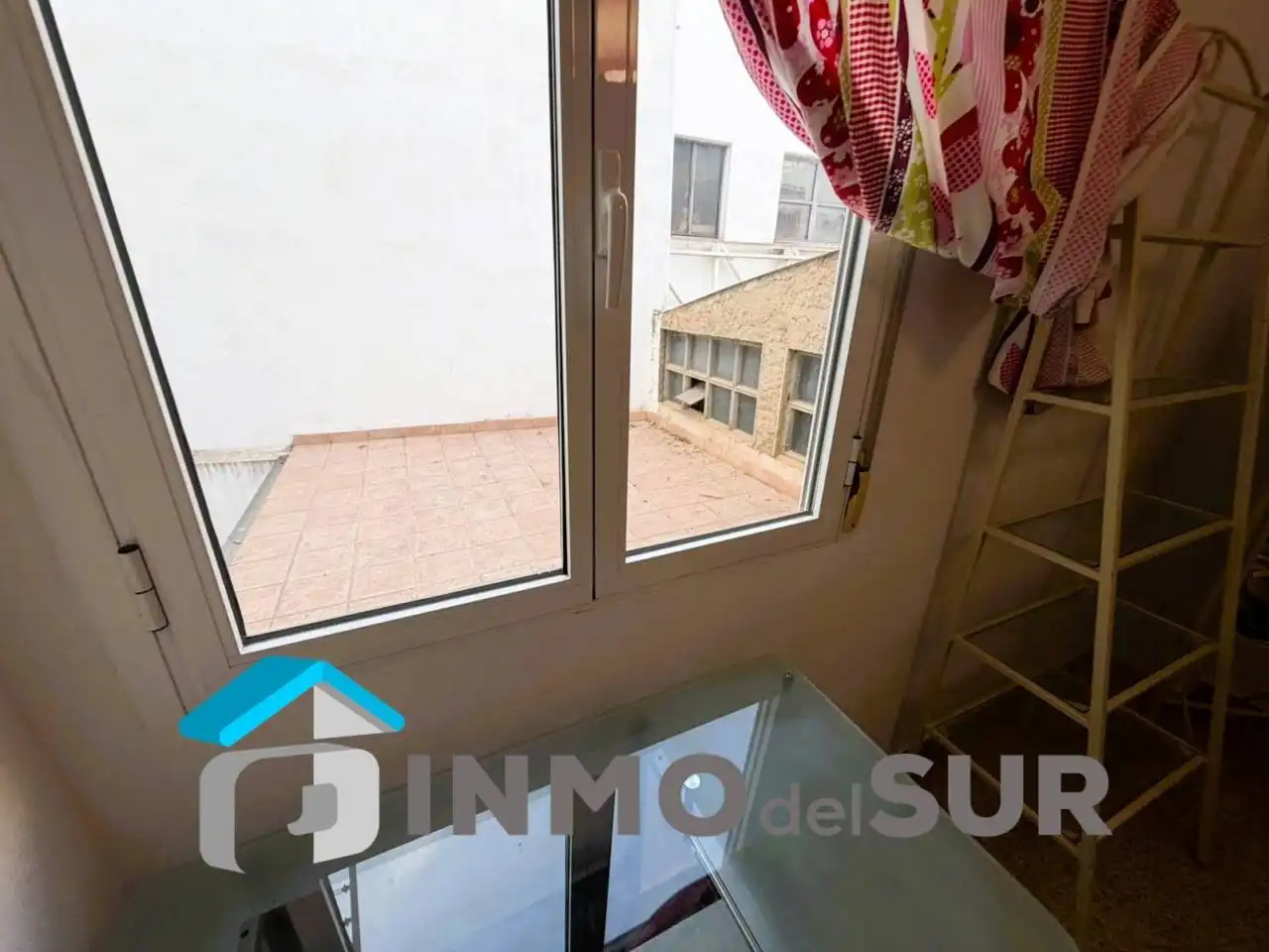 Vista exterior de Pis en venda en Cabra amb Traster i Balcó