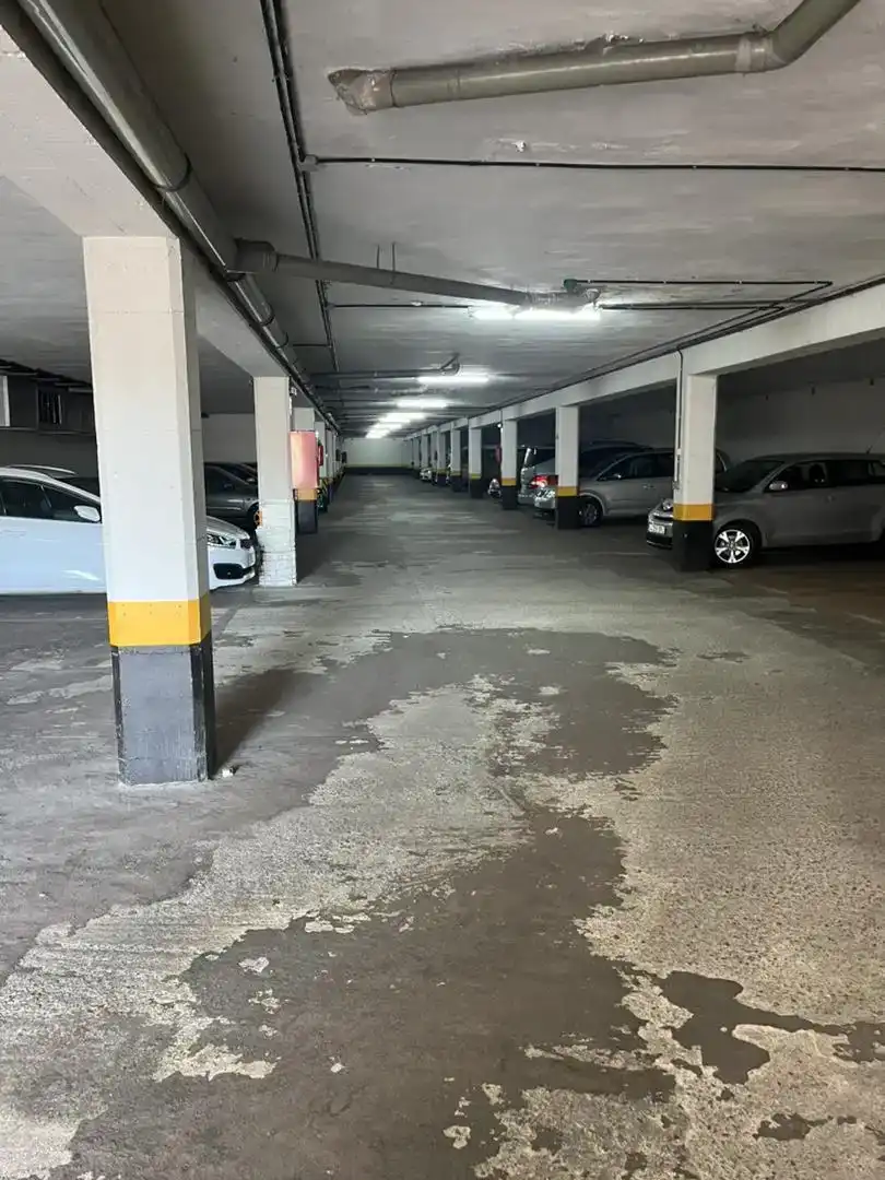 Parking of Garage for sale in Algorta