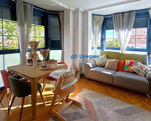 Living room of Flat for sale in  Madrid Capital  with Air Conditioner