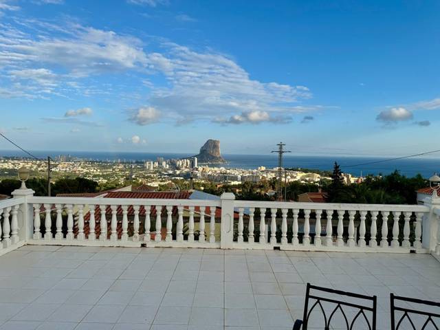 Casa-chalet en Venta en Benicolada - Las Adelfas