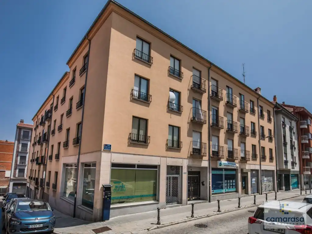 Außenansicht von Wohnung zur Miete in Ávila mit Heizung und Möbliert