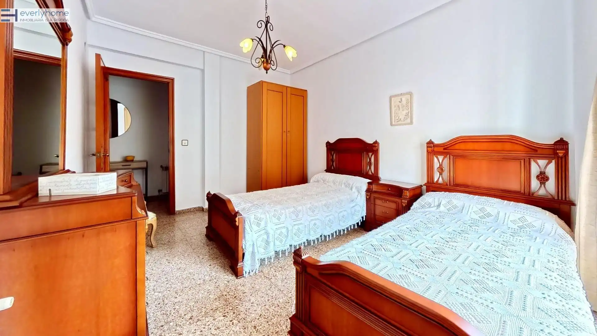 Bedroom of Flat for rent in Valencia  with Furnished and Balcony