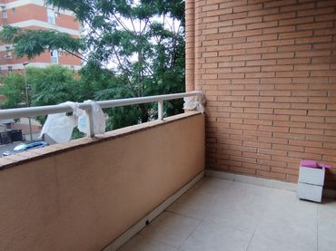 Wohnung mit Balkon zum Verkauf in Carrer Joan Miró
