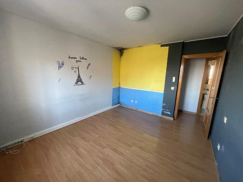 Bedroom of Flat for sale in  Zaragoza Capital  with Heating, Terrace and Storage room