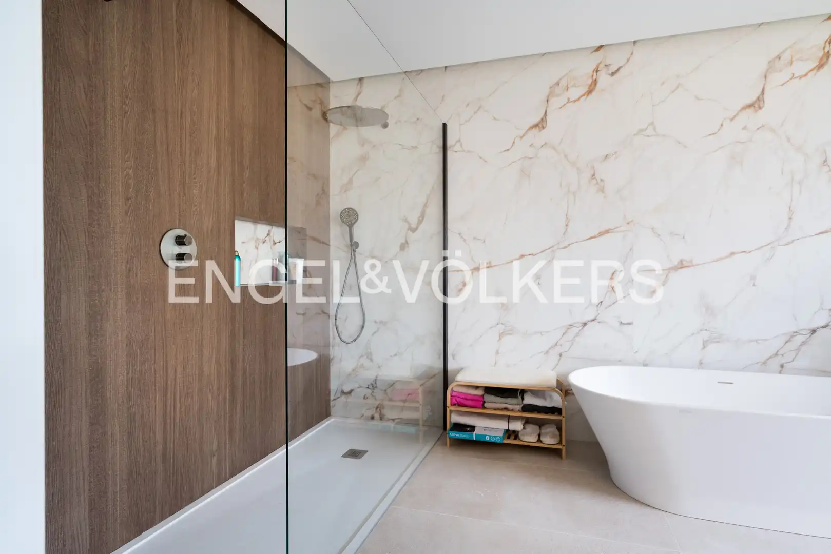 Baño de Casa o chalet en venta en Gijón  con Calefacción, Jardín privado y Terraza