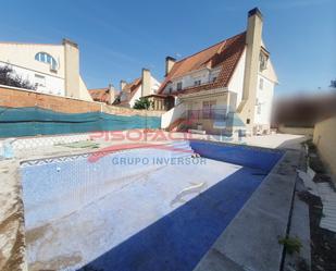 Swimming pool of House or chalet for sale in Torrejón de la Calzada  with Air Conditioner, Terrace and Swimming Pool