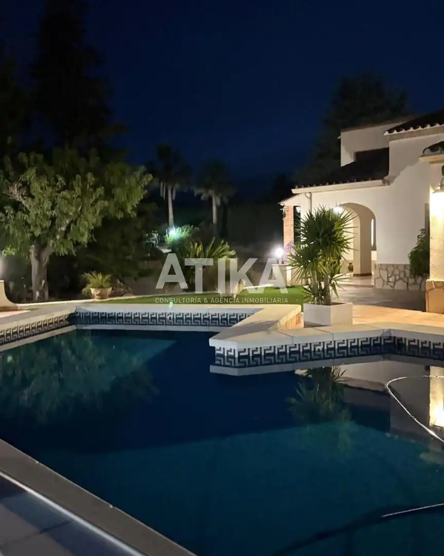 Jardín de Casa o chalet en venta en Ontinyent con Aire acondicionado, Calefacción y Jardín privado
