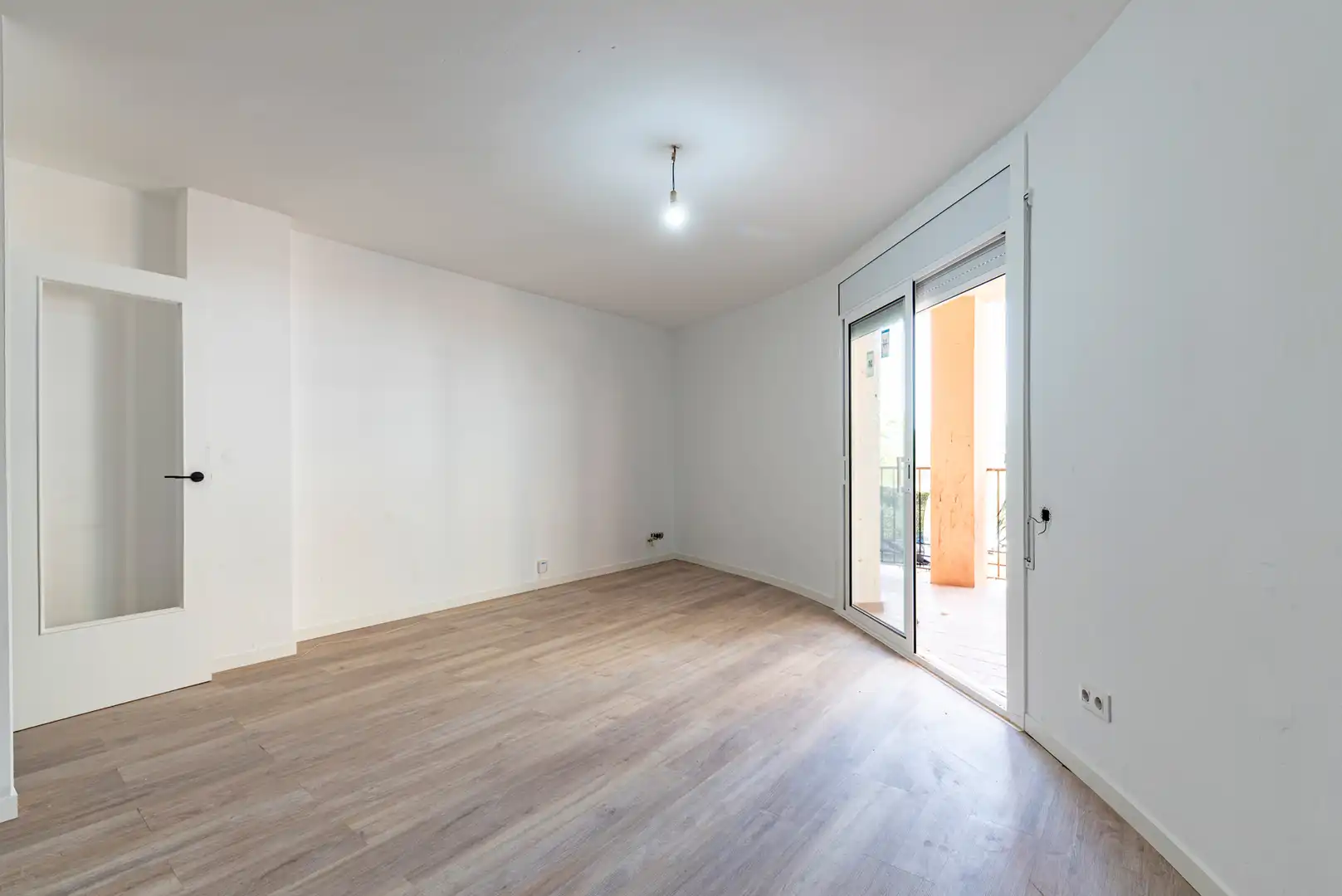 Schlafzimmer von Wohnung zum Verkauf in Mataró mit Parkett, Terrasse und Balkon