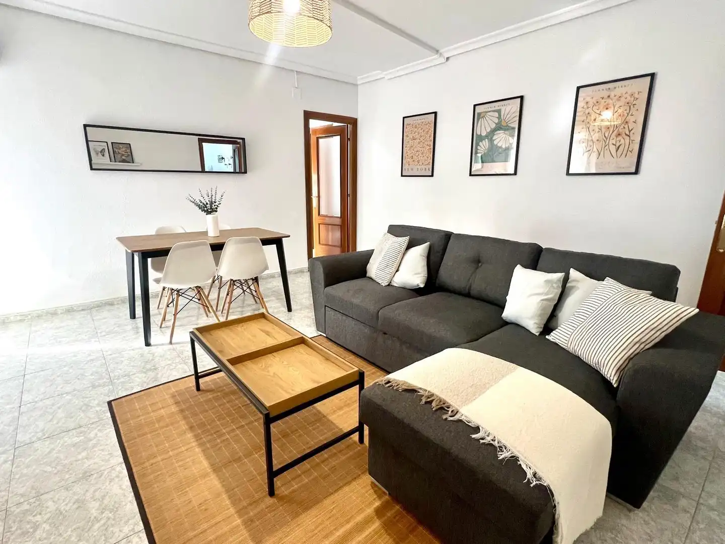 Sala de estar de Piso de alquiler en Plasencia con Aire acondicionado, Calefacción y Terraza