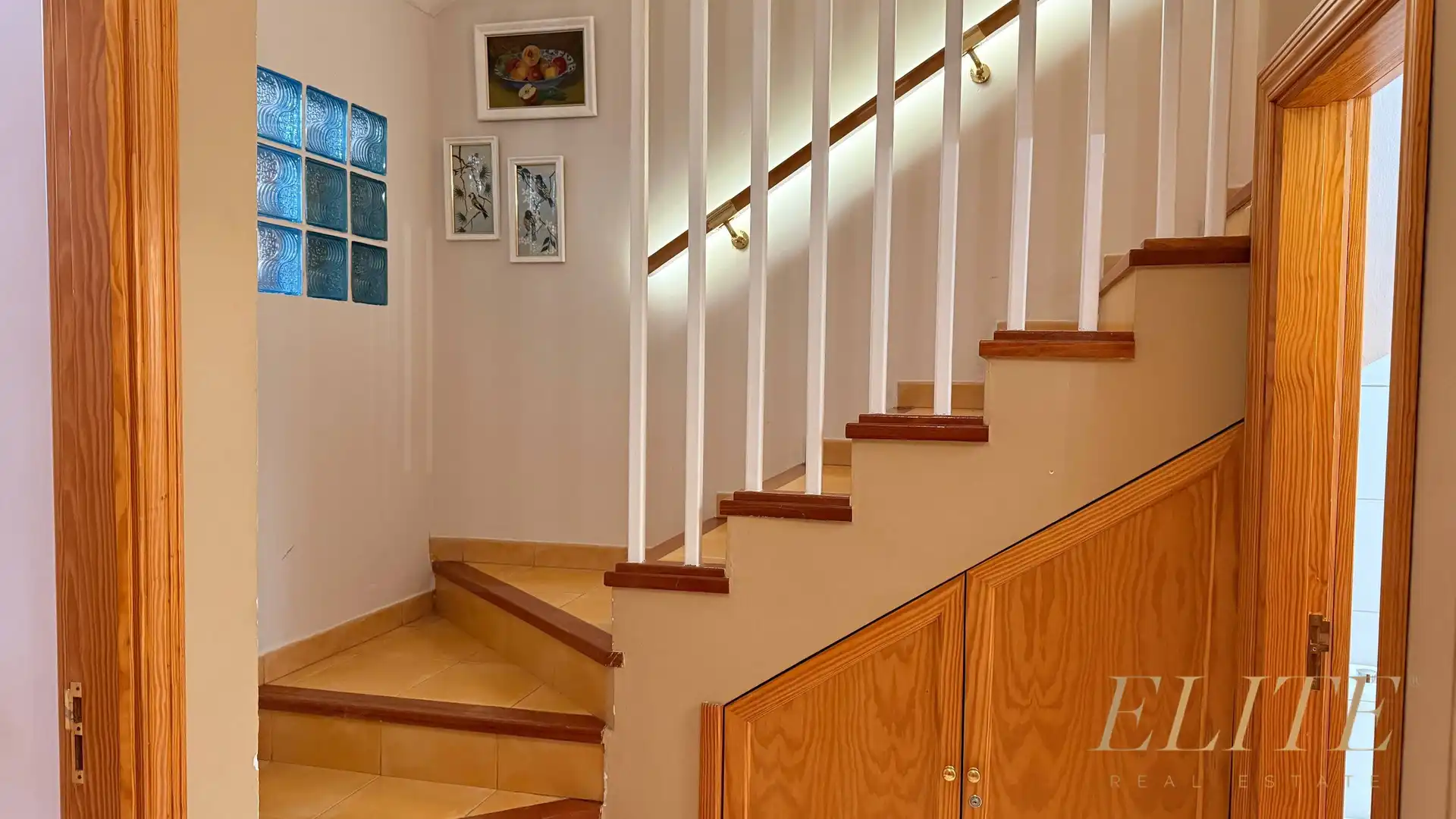 Detached homes for sale in San Bartolomé de Tirajana  with Air Conditioner, Heating and Private garden