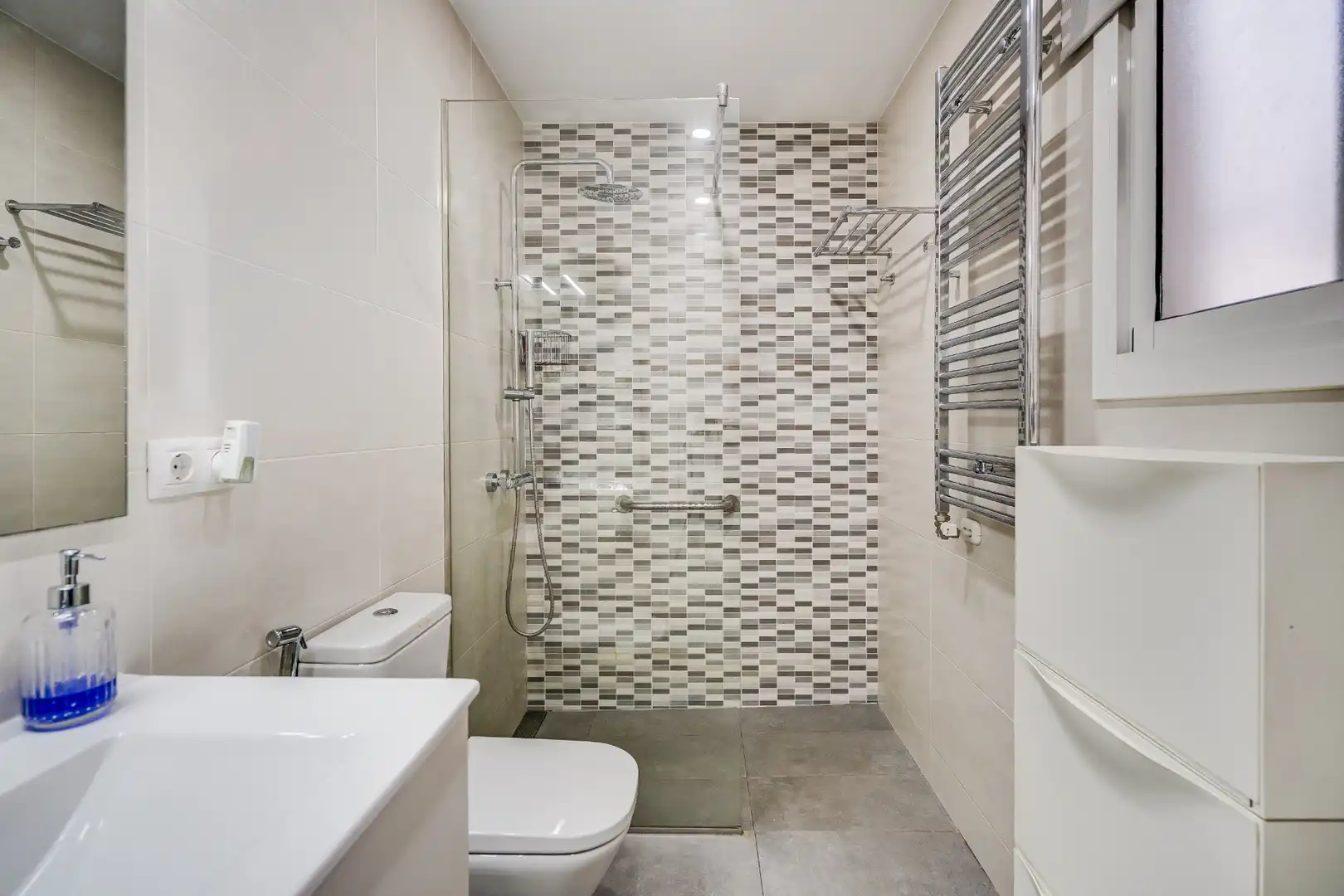 Maison mitoyenne avec terrasse à vendre à Carrer de Manso, imagen 35