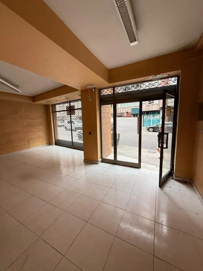 Business premises to rent in San Claudio - La Chantría, imagen 13