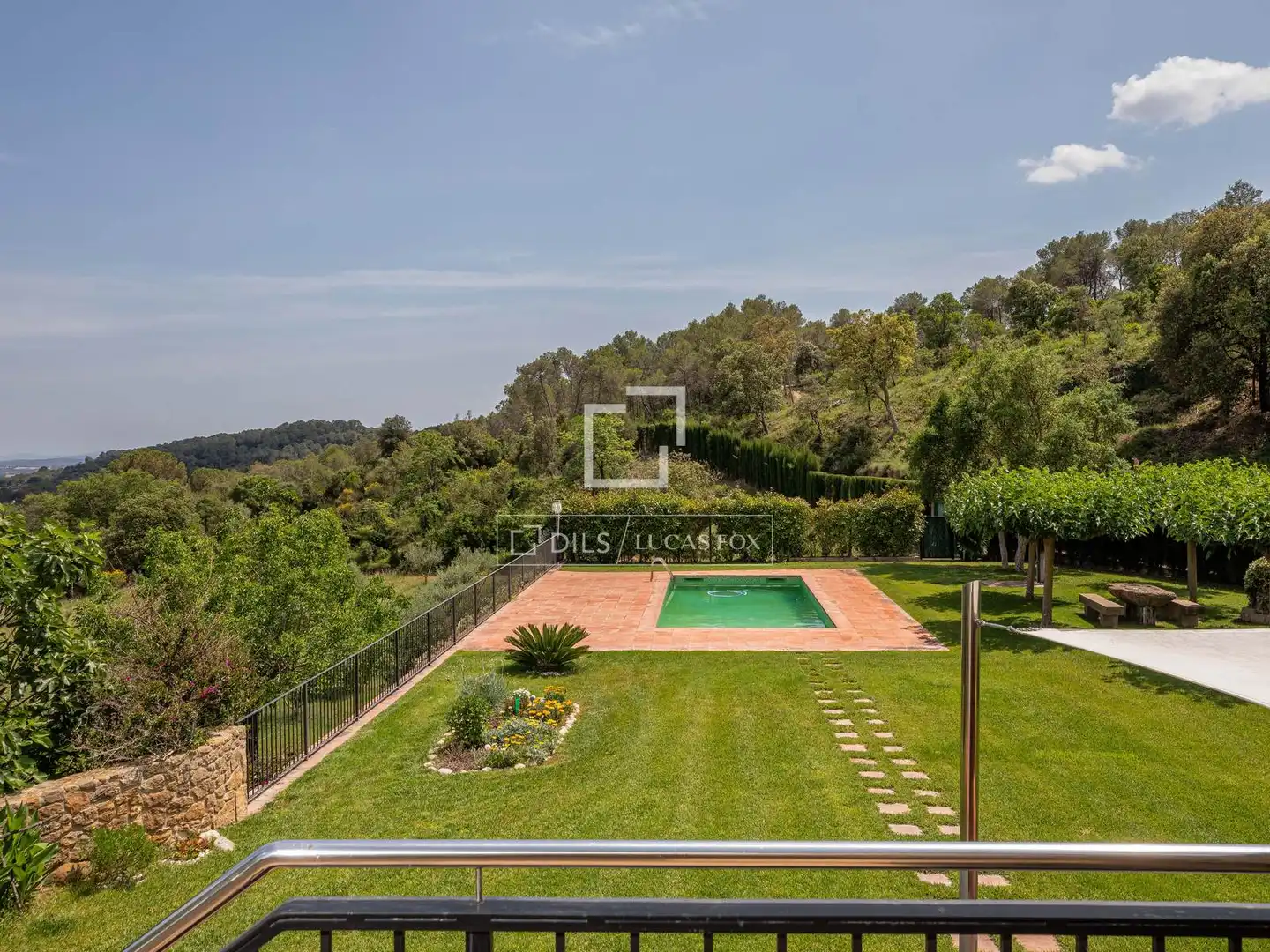 Jardí de Finca rústica en venda en Lladó amb Aire condicionat, Calefacció i Jardí privat