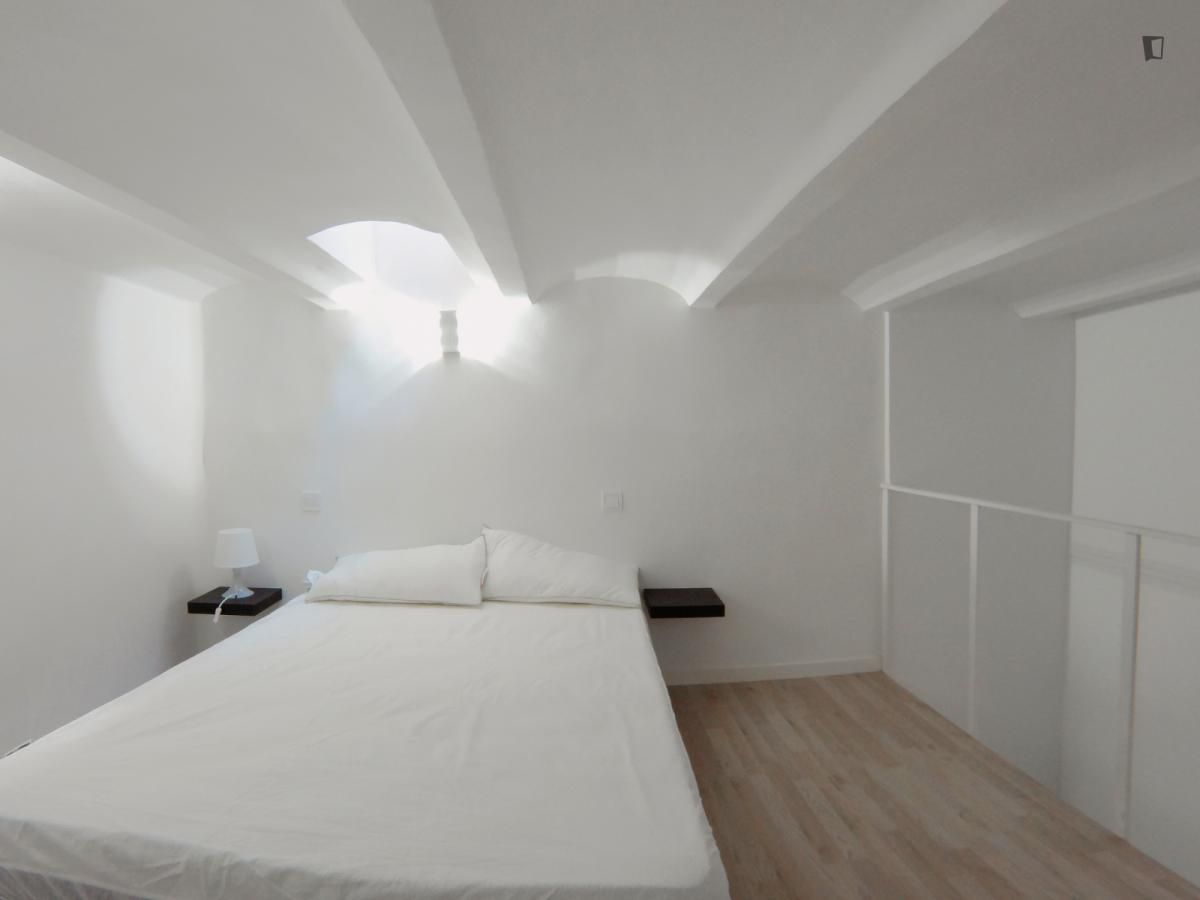 Study to rent in Pradolongo