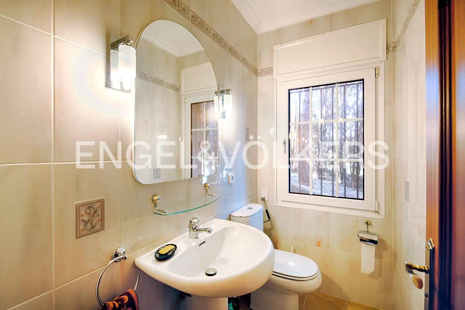 Badezimmer von Country house zum Verkauf in Rabós mit Heizung, Privatgarten und Terrasse