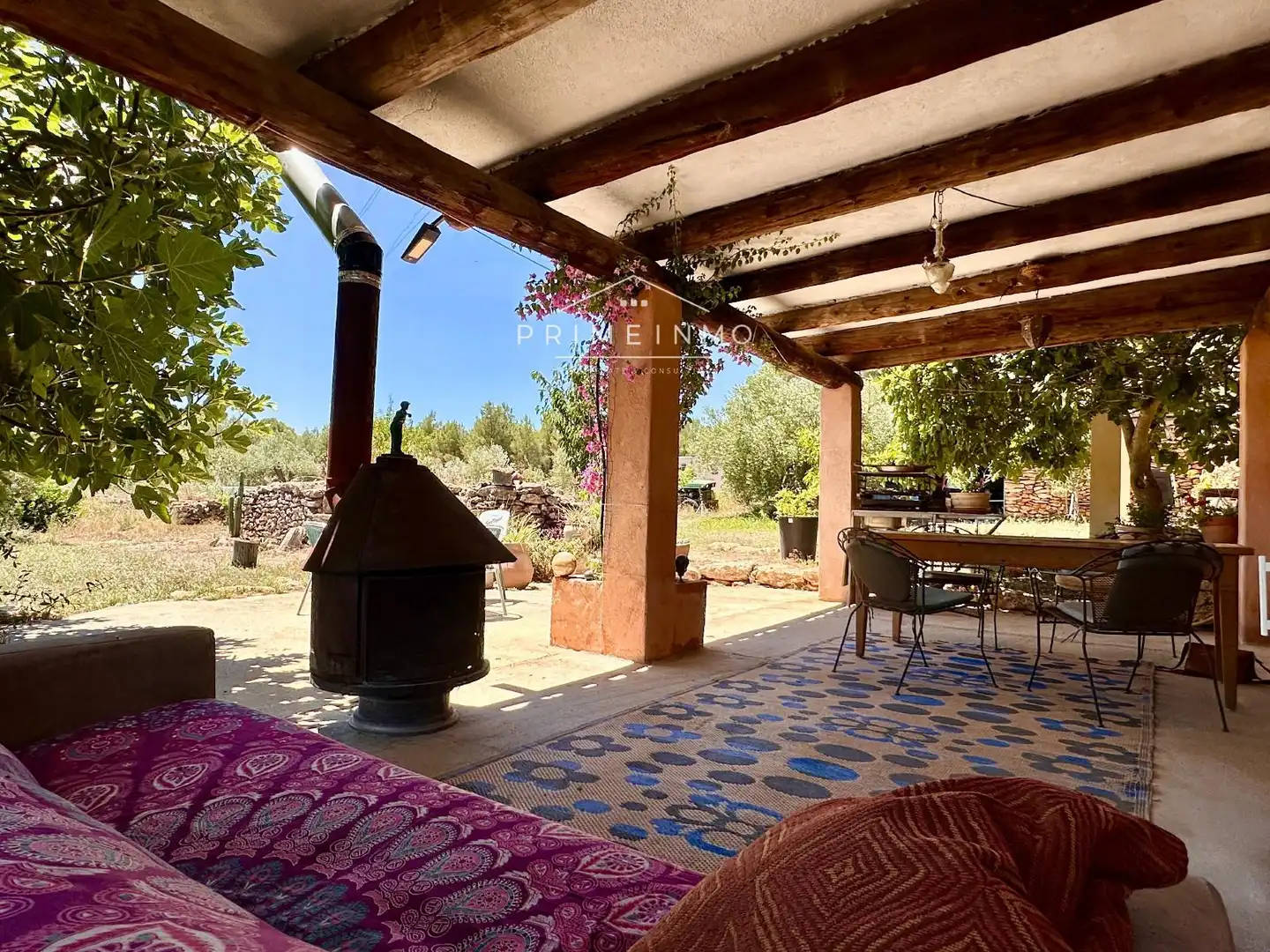 Terrassa de Finca rústica en venda en El Perelló amb Terrassa, Traster i Piscina