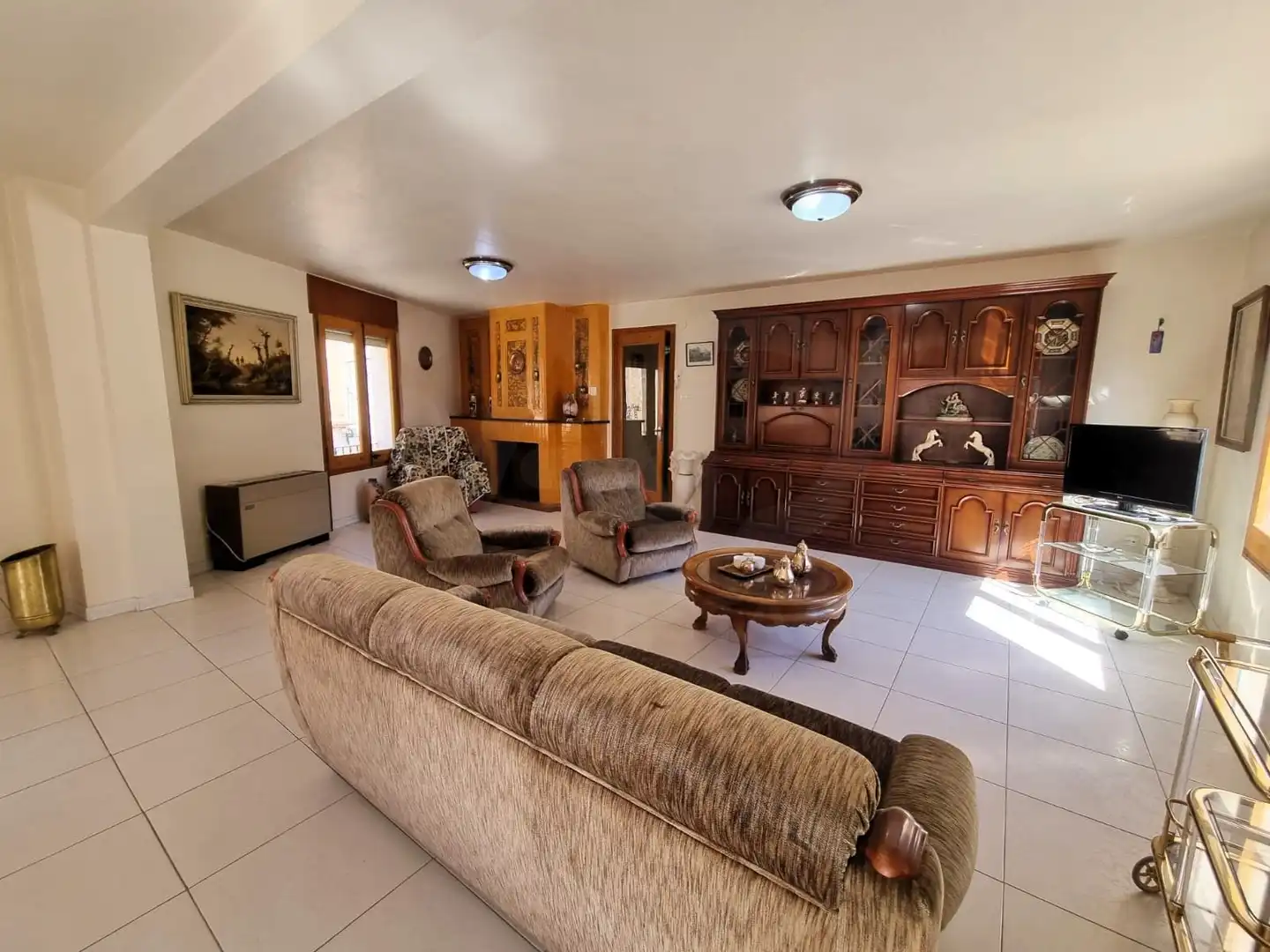 Sala d'estar de Finca rústica en venda en Ginestar amb Calefacció i Terrassa