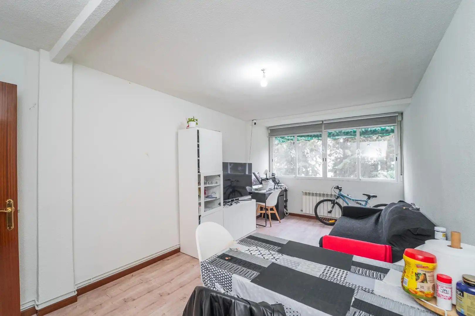 Habitación de Piso en venta en Leganés con Calefacción