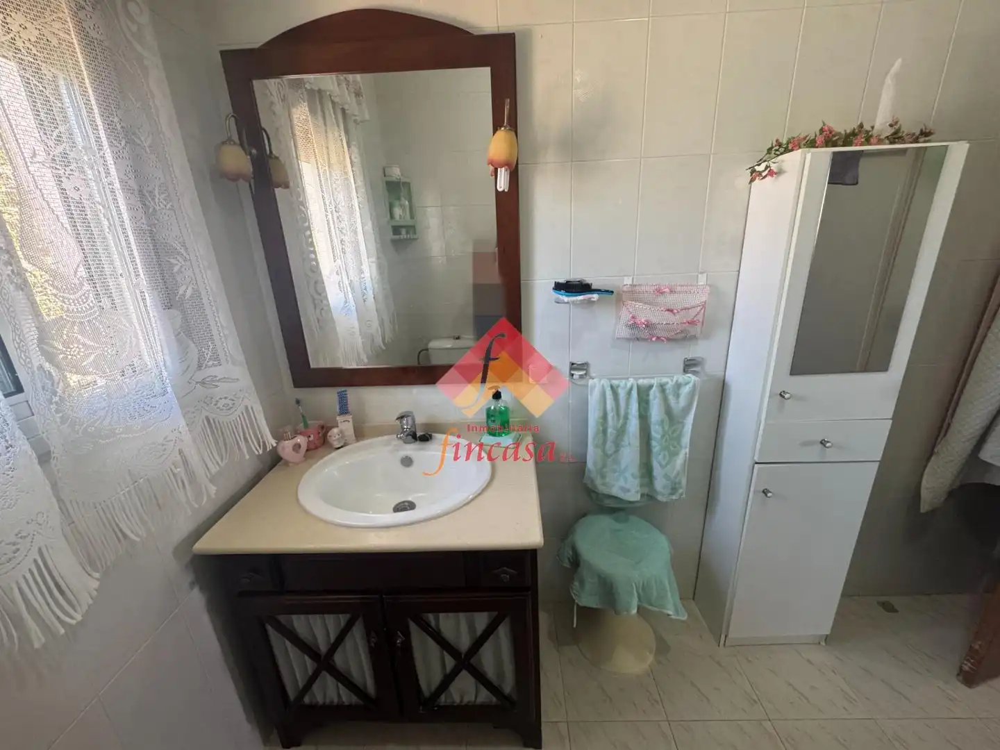 Baño de Finca rústica en venta en Arriate con Calefacción y Jardín privado