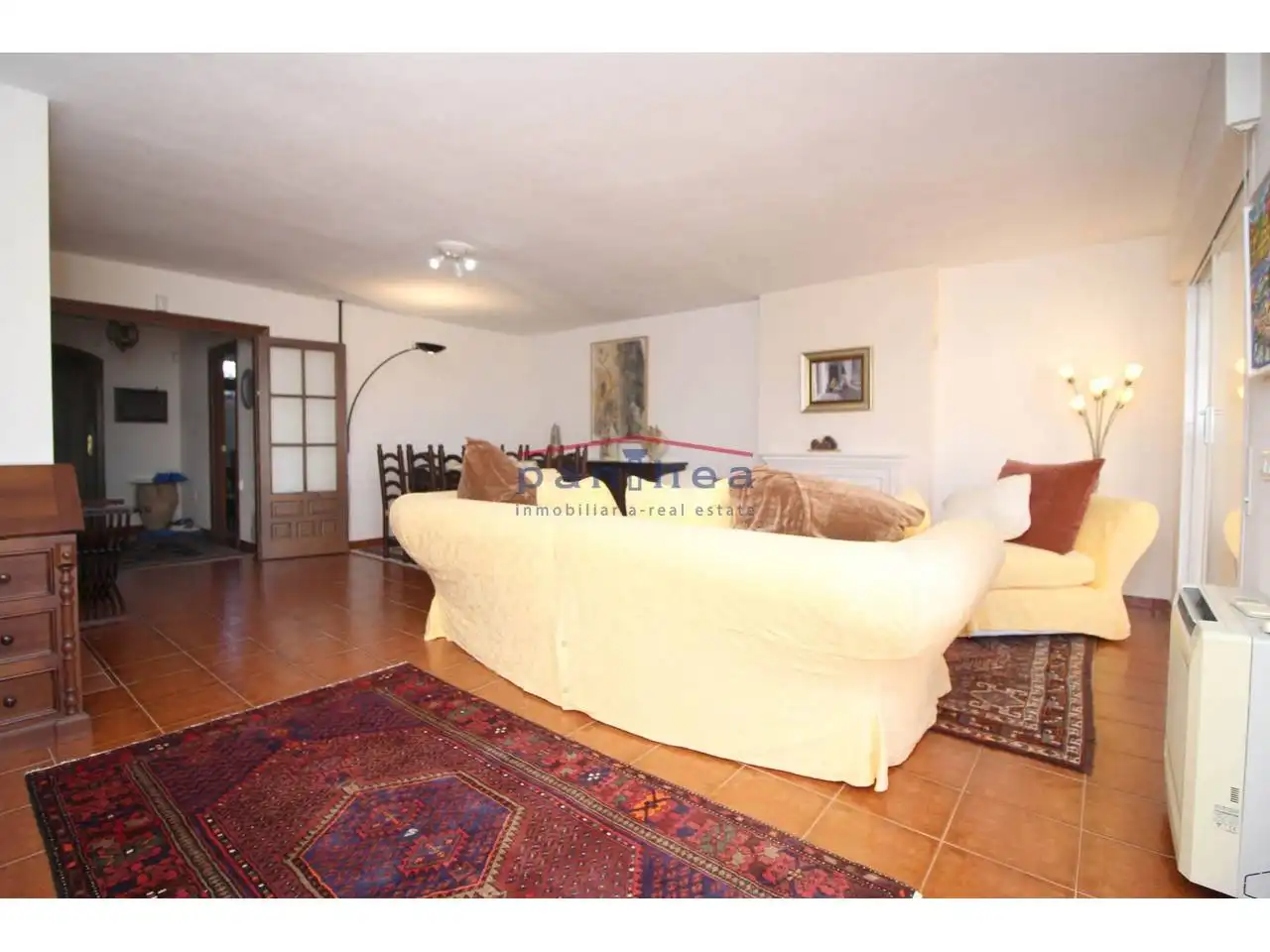 Sala d'estar de Casa adosada en venda en Añoreta Golf - Paraíso del Sol