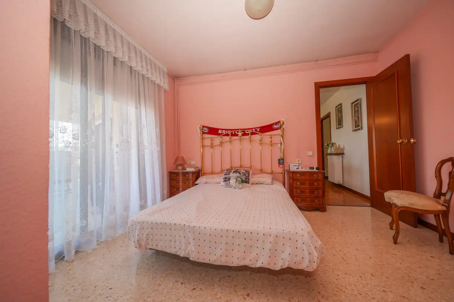 Habitación de Piso en venta en Girona con Calefacción, Parquet y Terraza