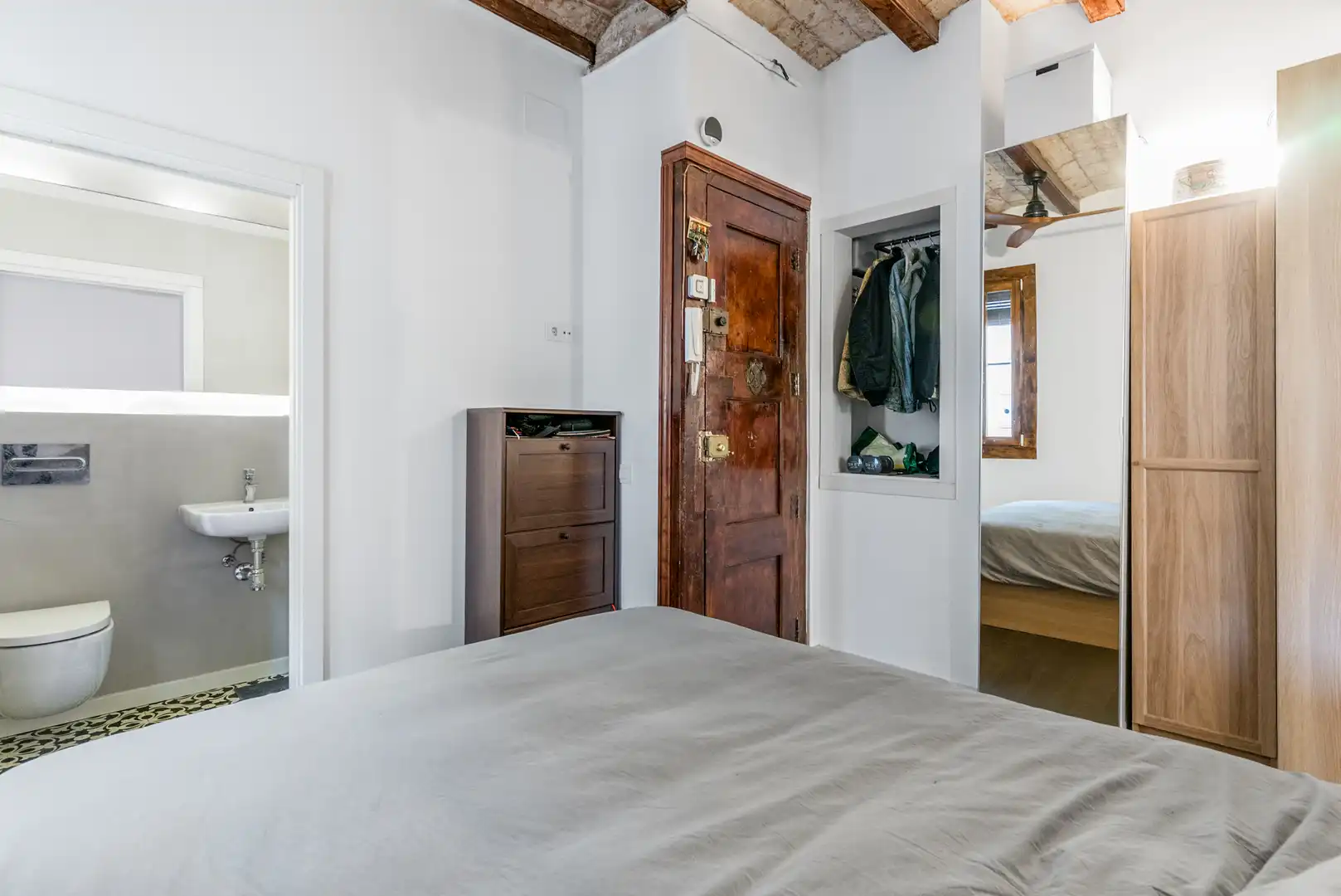 Bedroom of Flat for sale in Barcelona  with Balcony