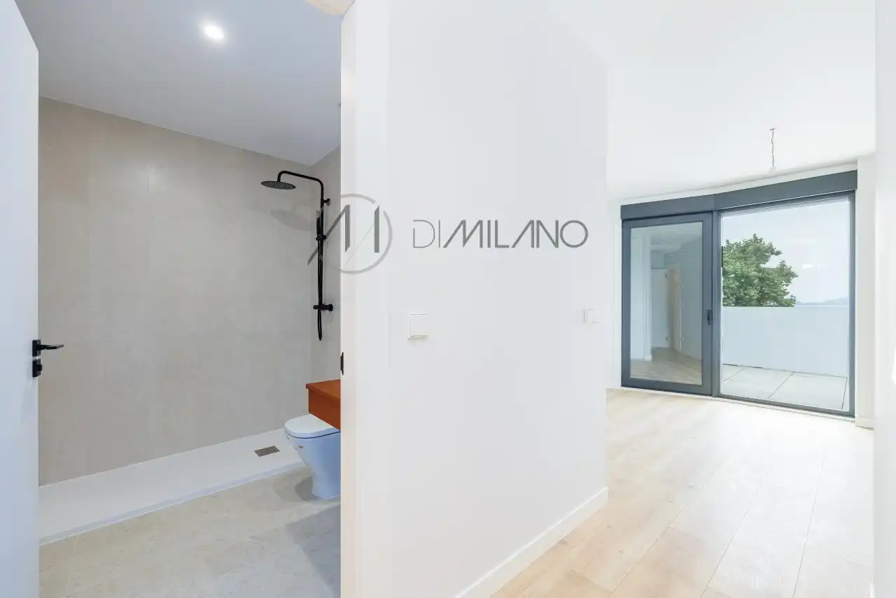 Ático en venta en Vigo  con Calefacción, Terraza y Piscina