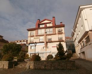 Vista exterior de Local de lloguer en Riaño