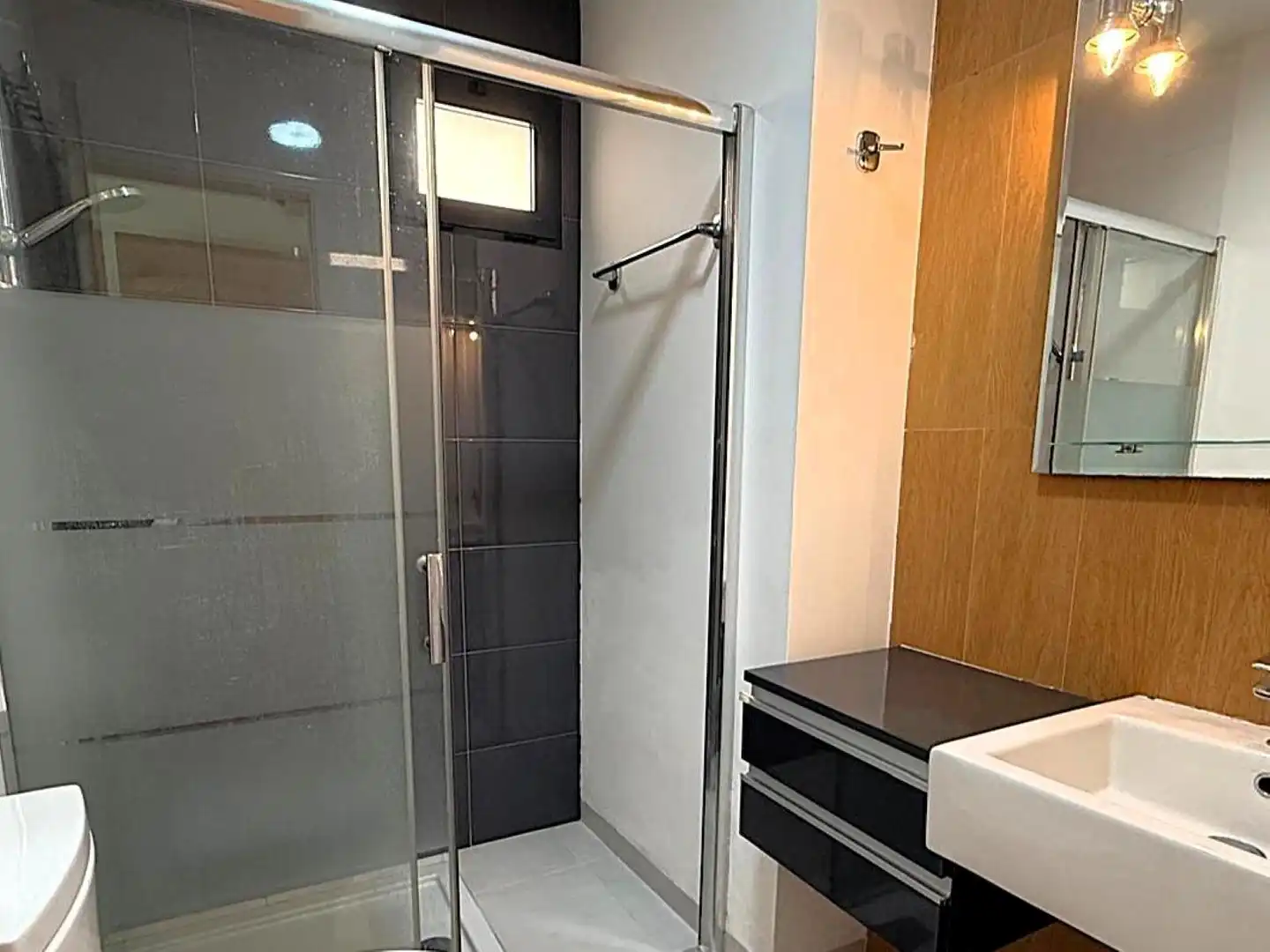 Bathroom of Ground floor for sale in Orihuela Costa